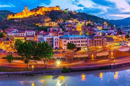 استمتع بجبال القوقاز ومياه البحر الأسود عرض جورجيا الشتوي 7 أيام – تبليسي & باتومي