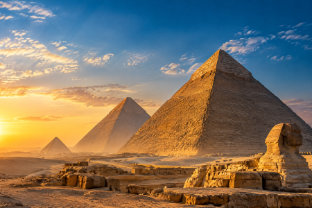 الأهرامات في مصر عند شروق الشمس | الشفق للسياحة
